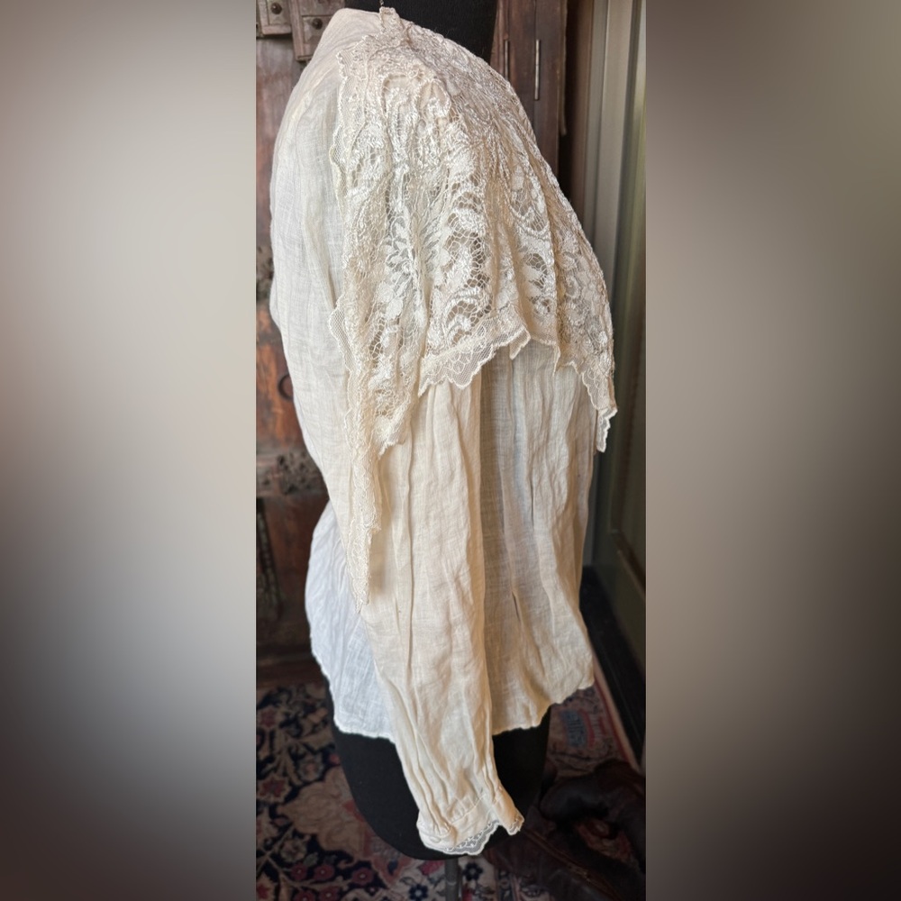 Linen & Lace - Picture 4 of 9